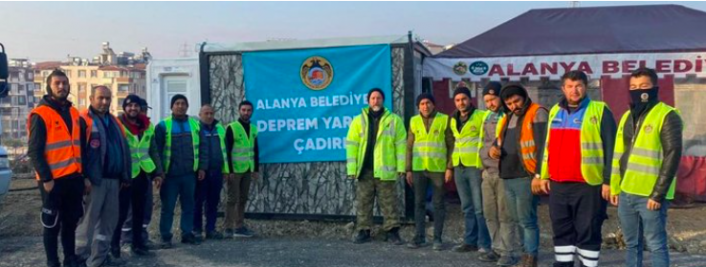 Alanya Belediyesi ekipleri Hatay’da mücadele ediyor