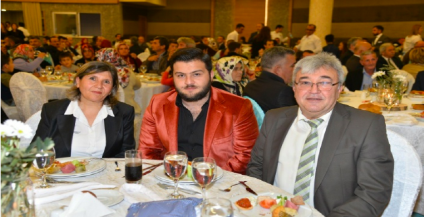 Alanya’da yaşayan emekli öğretmen Öcal Burakçın depremde eşi ve babasını kaybetti