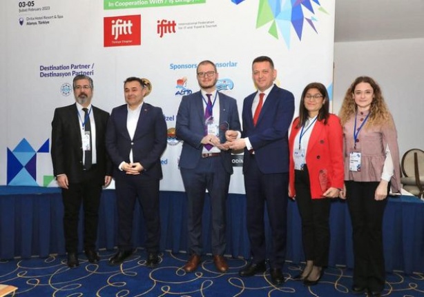 Kaymakam Ürkmezer IFITT Türkiye Kış Okulu ve Zirvesine katıldı