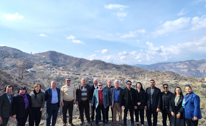 CHP'liler Mahmutlar Sanayi esnafını ziyaret ettiler