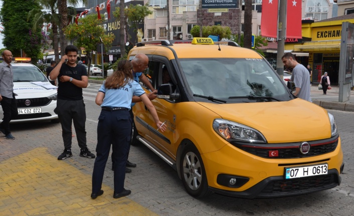 Alanya’da sezon öncesi taksi ve halk otobüsleri denetleniyor