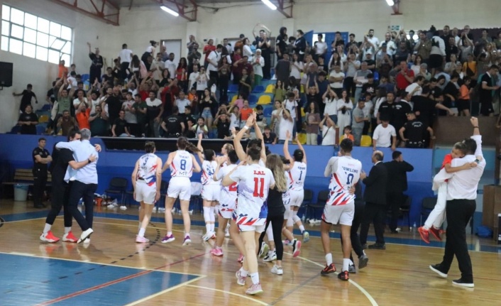 Süper Lig için son bir maç kaldı! Alanya Belediyespor 56- İzmit Belediyespor 53