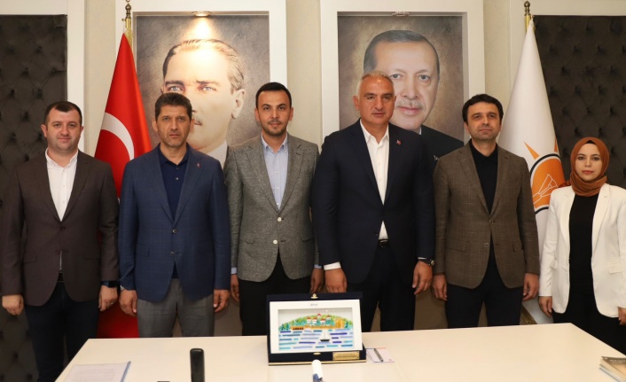 Bakan Ersoy, Gazipaşa Alanya Havalimanı'nın gelişim planını iceledi