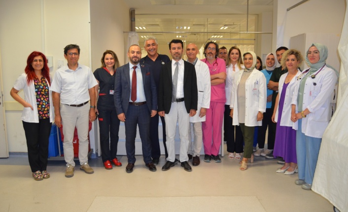 İl Sağlık Müdürü Oğuz Karahan Başhekim Yılmaz Güler ile bir araya geldi