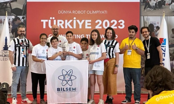 'ROBALANYA' takımı Türkiye ikincisi oldu