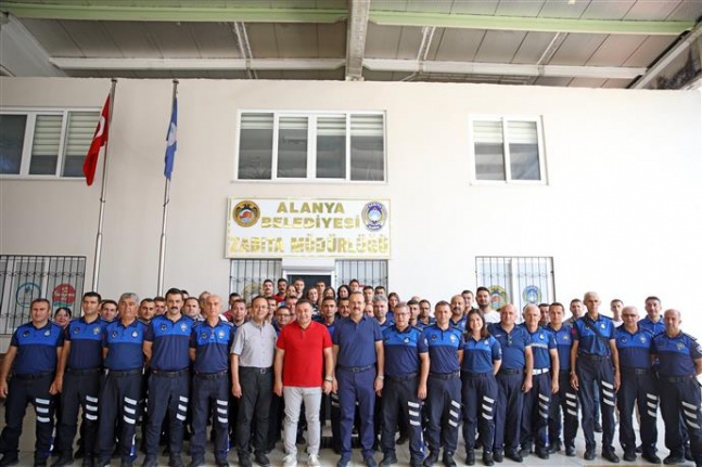 Başkan Yücel'den zabıta personellerine bayram teşekkürü