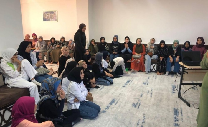 Hafız olmaya hak kazandılar