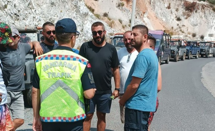 Alanya İlçe Jandarma Komutanlığı tarafından motosiklet ve safari uygulamaları yapıldı