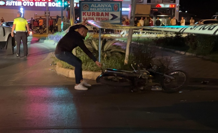 Alanya'da kaza! Motosiklet sürücüsü hayatını kaybetti