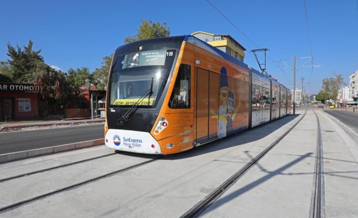 Doğu Garajı-Meydan arasındaki tramvay seferleri yeniden başladı