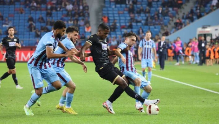 Alanyaspor’dan Trabzonspor’a 3 puan hediye