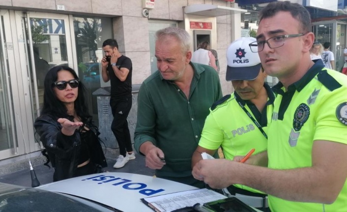Yazılan cezayı iptal ettirmek için elinden geleni yaptı, polisi 'artistlik yapmakla' suçladı