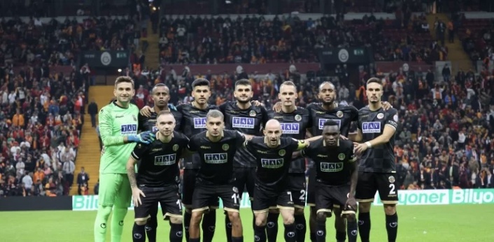 Alanyaspor deplasmanda Galatasaray’a 4-0 yenildi