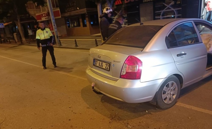 Alkollü şekilde direksiyon başına geçti, ortalığı savaş alanına çevirdi