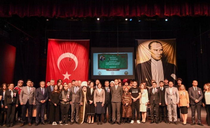 Antalya’da Öğretmenler Günü kutlandı