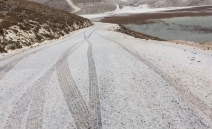 Toroslara mevsimin ilk karı düştü