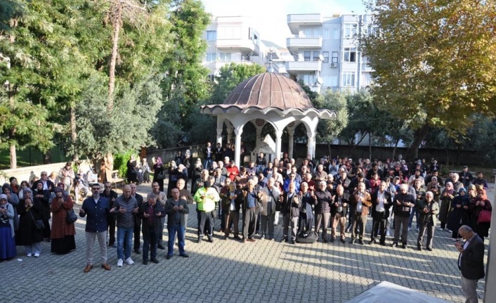 Alanyalı umreciler dualarla uğurlandı