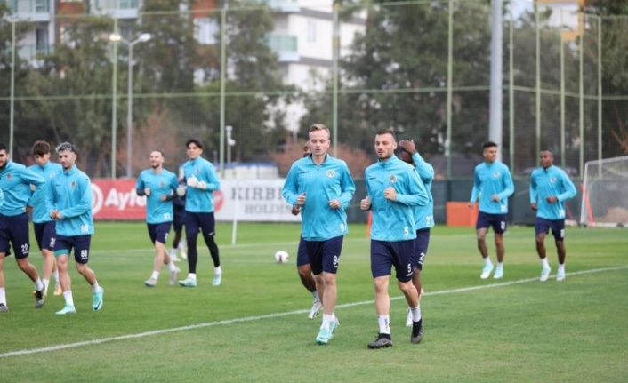 Alanyaspor, Kocaelispor ile oynayacağı maçın hazırlıklarını tamamladı