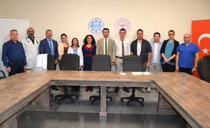 Başhekim Güler Profesör ve Doçent olmaya hak kazanmış hekimlerle bir araya geldi