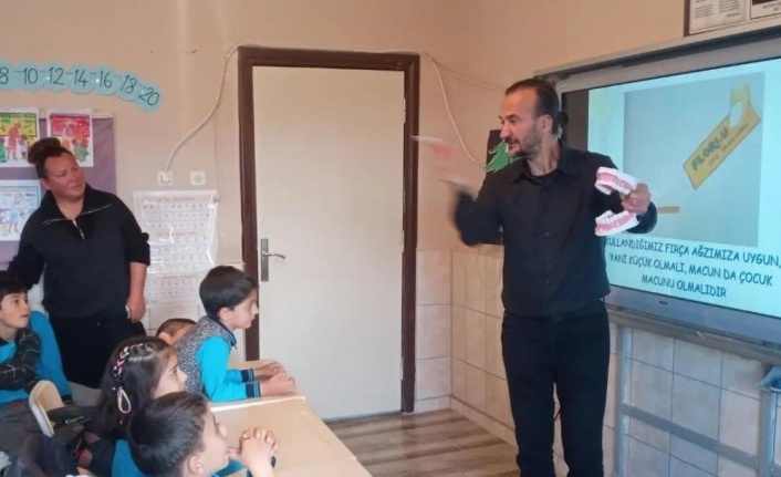 Diş Hekimi Erdal Er: "Süt dişlerinin fazla bakım gerektirmediği şeklinde yanlış bir düşünce var"