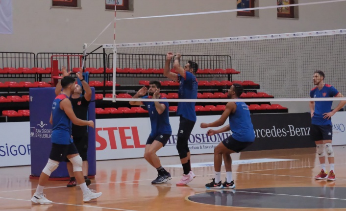 Efeler top başı yaptı