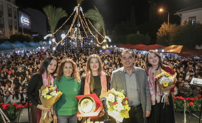 Gazipaşa'da Yeni Yıl Pazarı'na büyük ilgi