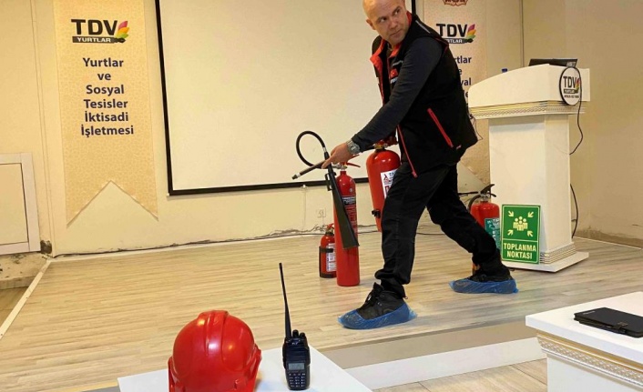 Öğrenci yurdunda yangın tatbikatı