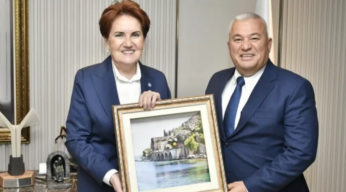 Alanya İyi Parti’de gözler 15 Şubat’a çevrildi