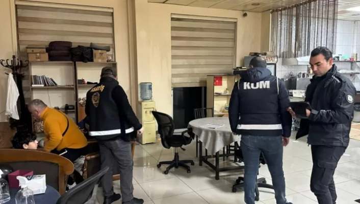 Alanya’da kahvehanelere sıkı denetim