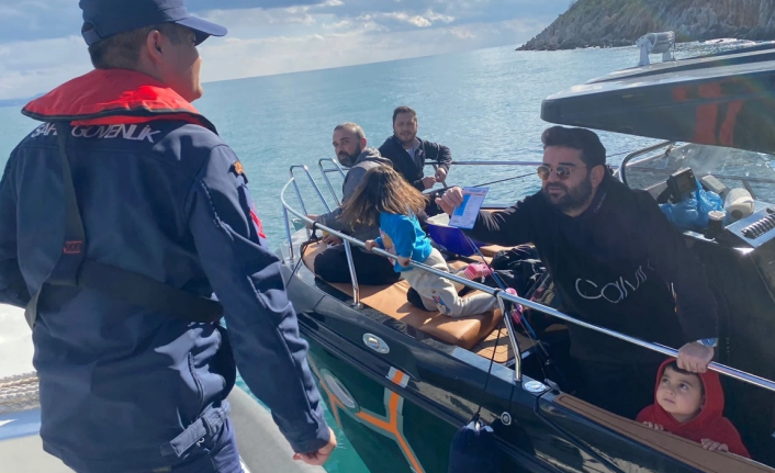 Alanya’da tekneler mercek altına alındı