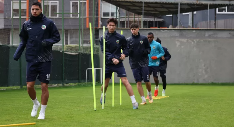 Alanyaspor, Başakşehir maçı hazırlıklarına başladı