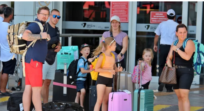 Antalya turizmde tüm zamanların rekorunu kırdı