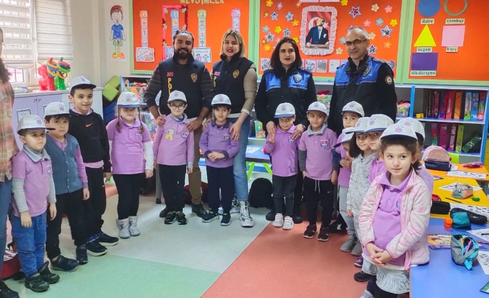 Öğrencilere bilgilendirme yapıldı