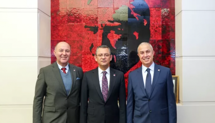 “Özçelik Alanya’yı adaletle yönetecek bir isim”