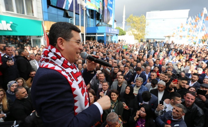 Tütüncü’ye coşkulu karşılama