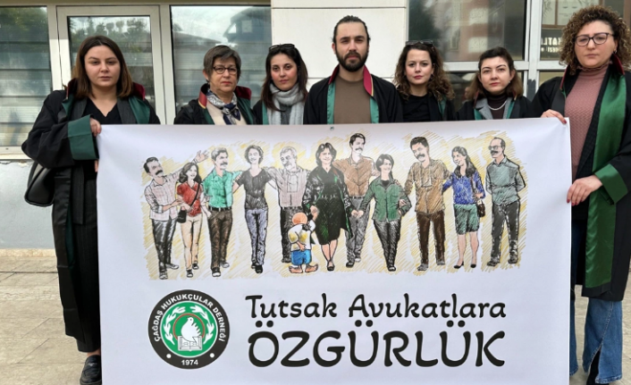 Alanya Adliyesi önünde gözaltı protestosu