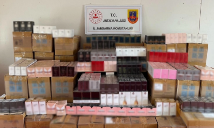 Alanya’da 4 milyon TL’lik kaçak parfüm ele geçirildi