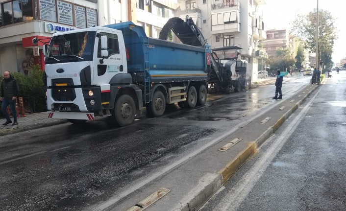 Başkent Kavşağı ile Yunus Emre Caddesi arası yenileniyor
