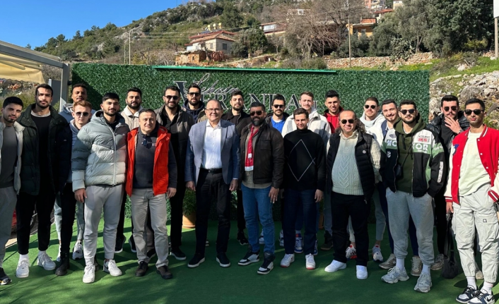 Durmuş Özgen’den belediyespor için kahvaltı