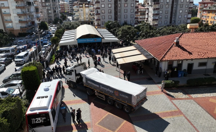 Felaketin yıl dönümünde depremzedeler unutulmadı