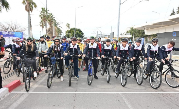Tütüncü, yeşil bir gelecek için pedal çevirdi