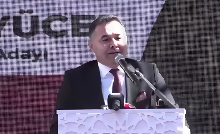 Yücel: "Başkanlık her babayiğidin harcı değil"