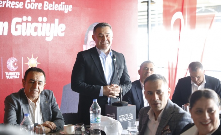 Hemşehri derneklerinden de Başkan Yücel'e destek