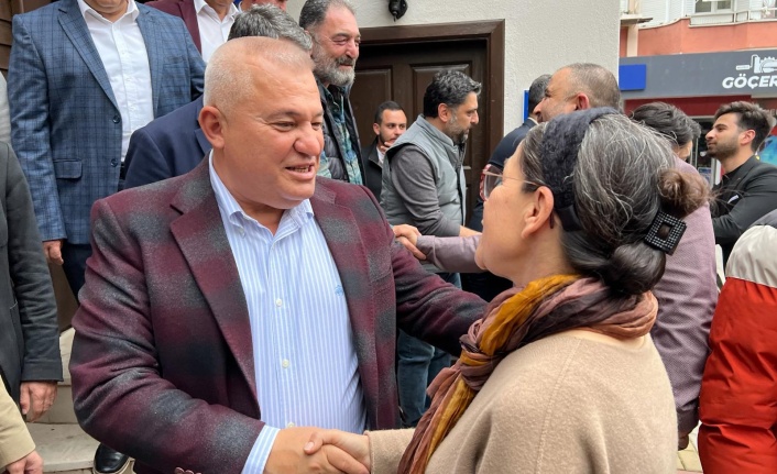 Şahin: Halkımız hesap sorsun diye proje kitapçığımız 90 bin evde