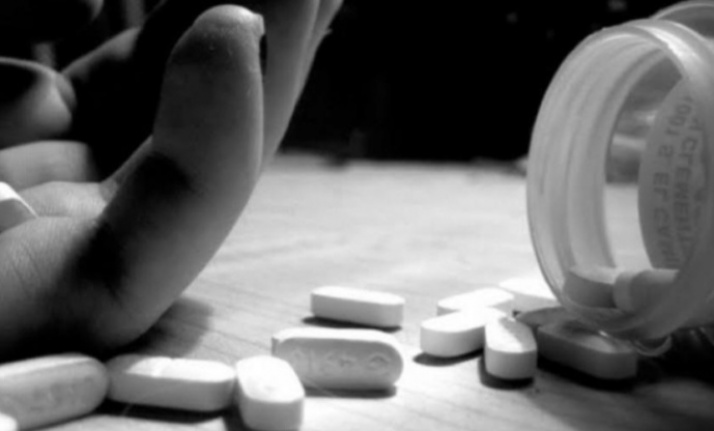 Alanya'da 8 adet hap içen Rus kadın canına kıymak istedi