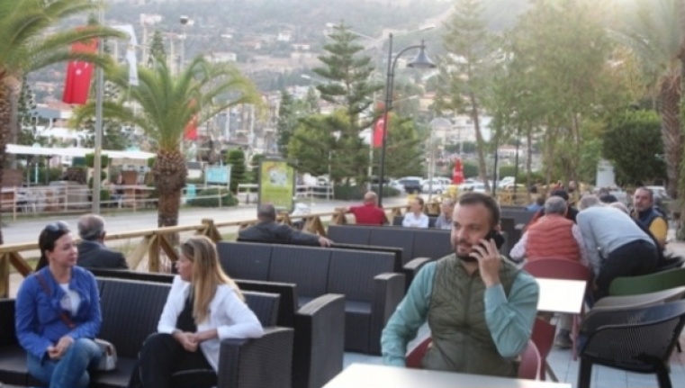 Başkan Özçelik Halk Kafe sözünü yerine getirdi! İşte fiyatlar