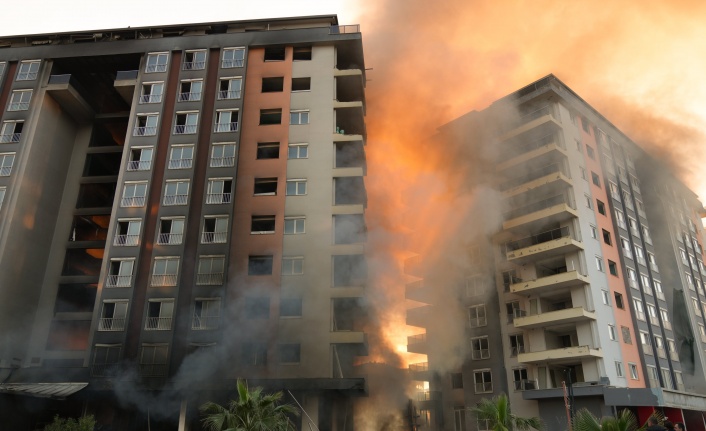 Alanya Belediyesi'nden yanan otel inşaatıyla ilgili açıklama