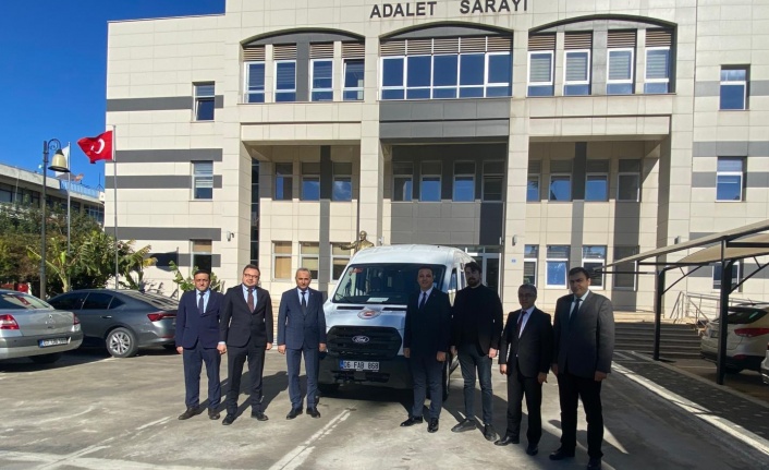 Adliyeye 0 km keşif aracı