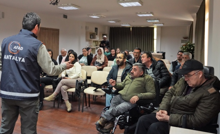 Alanya'da depreme hazırlık semineri