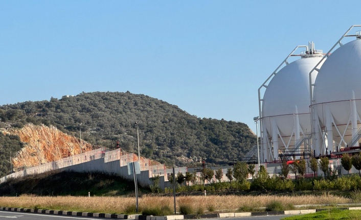 Alanya'da halkı korkutan patlatma girişimi